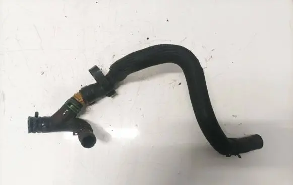 Nissan Qashqai Engine coolant pipe/hose