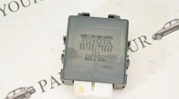 Lexus RX 330 - 350 - 400H Door central lock control unit/module 8597048020