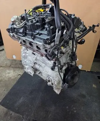 BMW 5 G30 G31 G38 Engine B48B20A 11002469212 11002469211