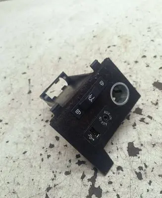 BMW 6 F12 F13 AUX in-socket connector 9197318