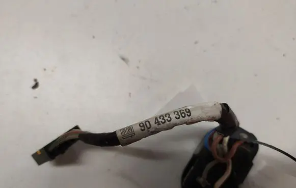 Opel Vectra B Electric window control switch 90433369 03155101