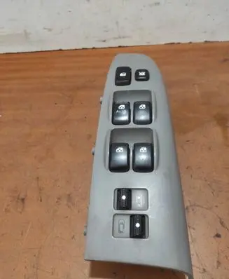 KIA Carnival Electric window control switch 935704D220KS B66M0017