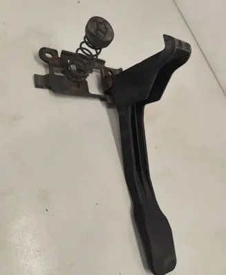 Renault Megane III Engine bonnet (hood) release handle 656030006R