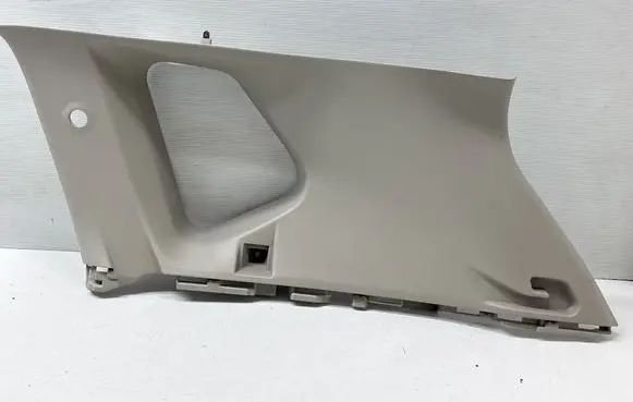 Nissan Rogue (C) pillar trim 769346RR0A