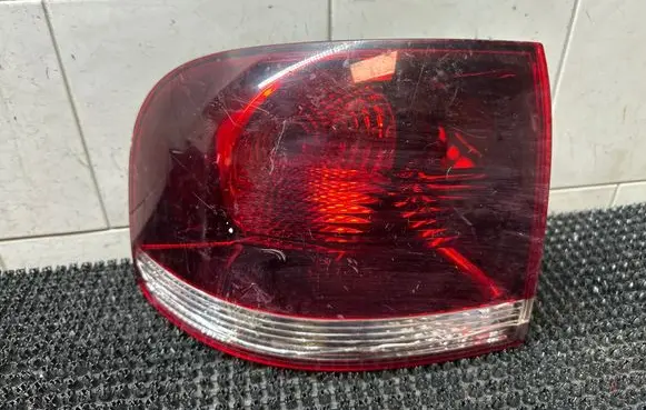 Volkswagen Touareg I Rear/tail lights 7L6945095R