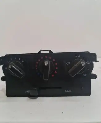 Nissan Micra Climate control unit 7040230732