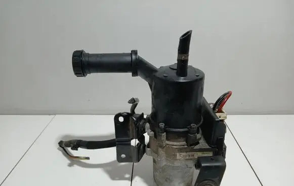 Citroen C4 II Power steering pump A5102332