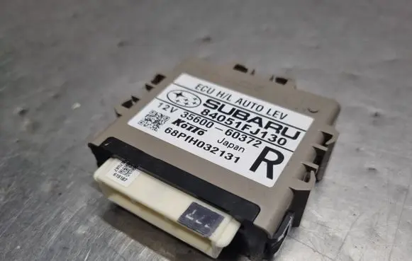 Subaru XV I Light module LCM 84051FJ130
