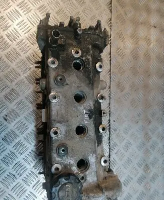 Fiat Punto (176) Engine head 46524975 B469