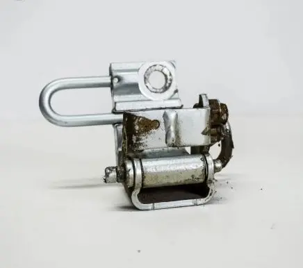 Rear door upper hinge