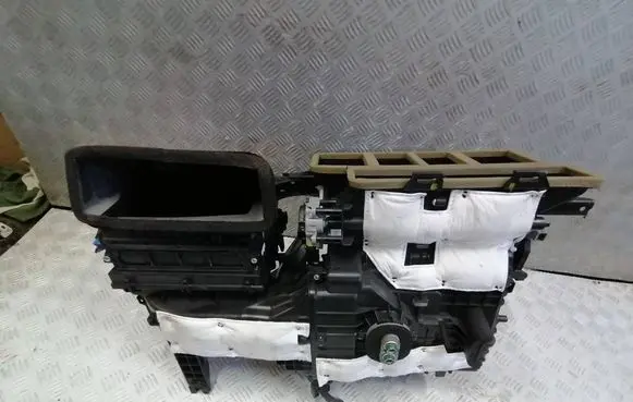Hyundai Kona I Interior heater climate box assembly 97200K4020 A21371739 20230425