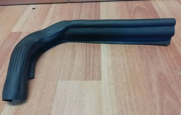 Renault Zoe Engine compartment rubber 758969568R