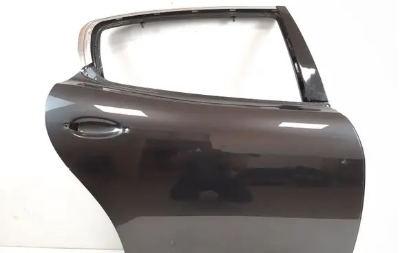 Maserati Quattroporte Rear door