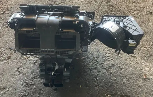 BMW X5 E70 Interior heater climate box assembly housing 990987 990919