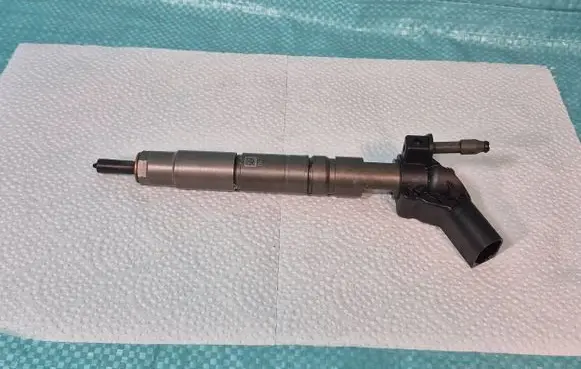 Mercedes-Benz E W212 Fuel injector A6420701187 0445116026 SB5VEZ0