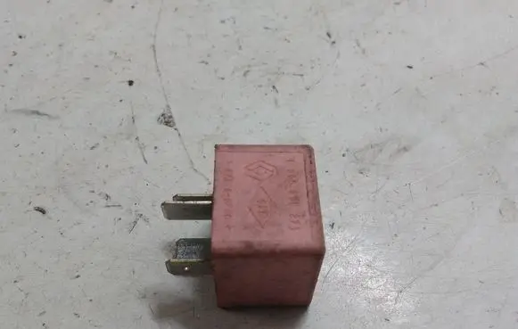 Renault Laguna II Other relay 8200308271