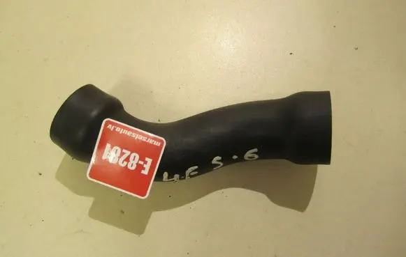 Audi A6 S6 C6 4F Air intake hose/pipe 9S473AA