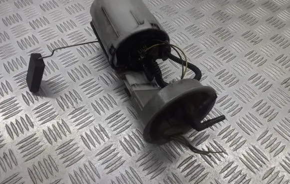 Volkswagen PASSAT B5 In-tank fuel pump
