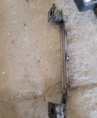 Peugeot 1007 Front bumper cross member