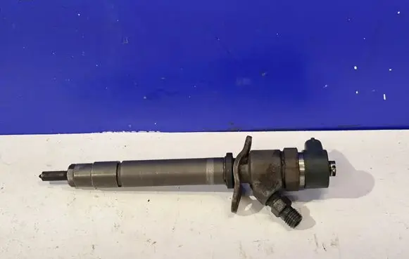 Volvo V70 Fuel injector 0445110078 8658352