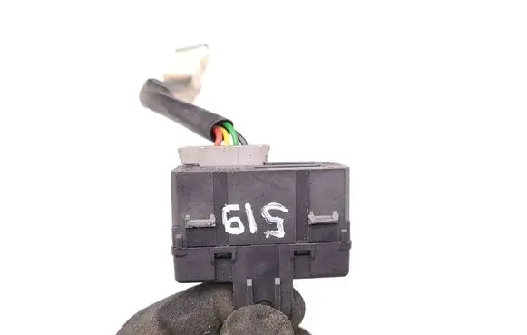 Volkswagen Crafter Seat heating relay 875010W0100