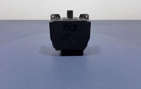 Volkswagen Jetta V Vacuum valve 6Q0906625