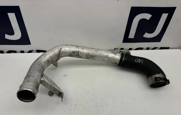 Volvo S60 Intercooler hose/pipe 31370286 31370288