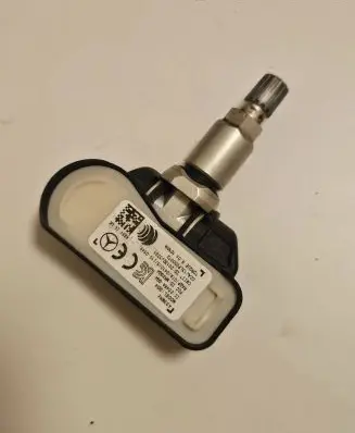 Mercedes-Benz C AMG W205 Tire pressure sensor 2546AGG4 2013DJ5531