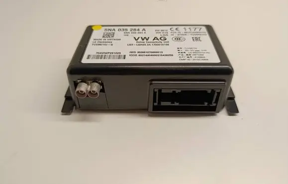 Volkswagen e-Golf Gateway control module 5NA035284A 1700010158