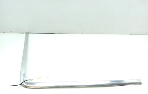 Mercedes-Benz 280 450 W116 Windshield trim