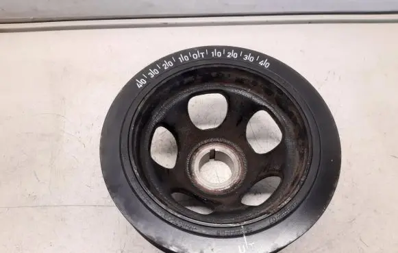 Mercedes-Benz SLK R171 Crankshaft pulley A2710300003