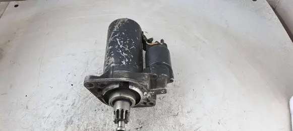 Volkswagen Golf III Starter motor 02A911023H 0001110086 1005821515