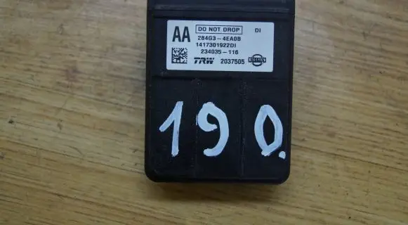Nissan Qashqai Windshield/windscreen camera 284G34EA0B