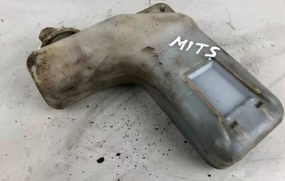 Mitsubishi Galant Coolant expansion tank/reservoir