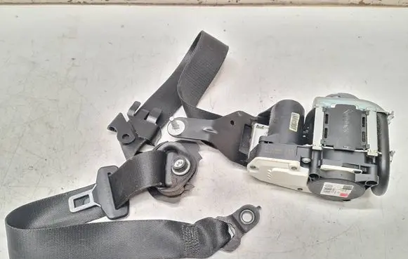 Mercedes-Benz E W212 Front seatbelt 6185026E 621933200E 2613WLLD