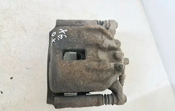 Honda Civic Front brake caliper