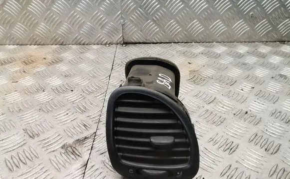 Seat Alhambra (Mk1) Dashboard side air vent grill/cover trim 7m1819704f