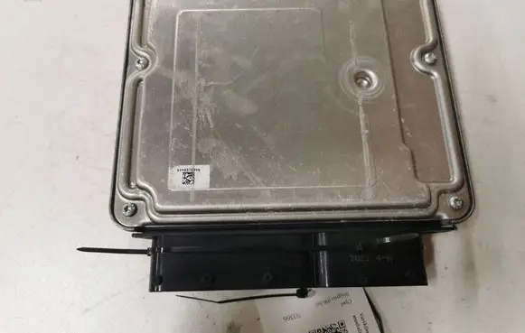 Opel Insignia A Engine control unit/module 55577619 55575349 86AASY710310424