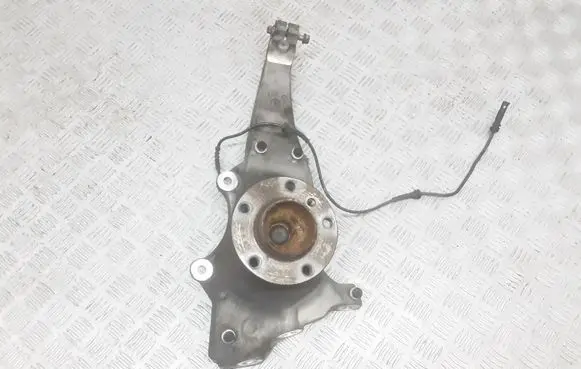 BMW 7 F01 F02 F03 F04 Front wheel hub