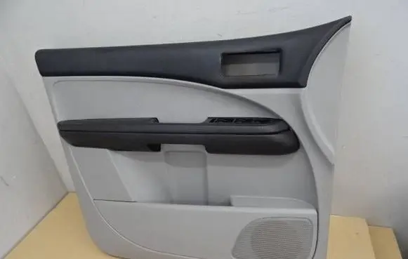 Ford C-MAX I Front door card panel trim