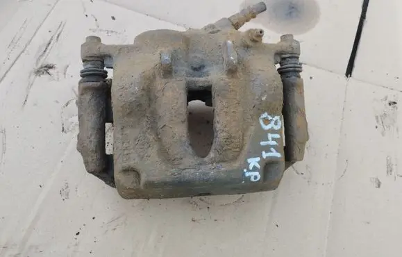 Opel Vivaro Front brake caliper