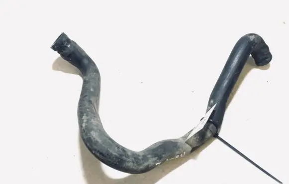 Audi A4 S4 B5 8D Engine coolant pipe/hose