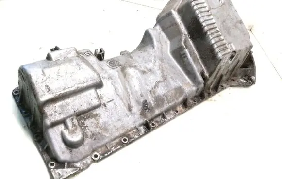 BMW 5 E39 Oil sump 1740917