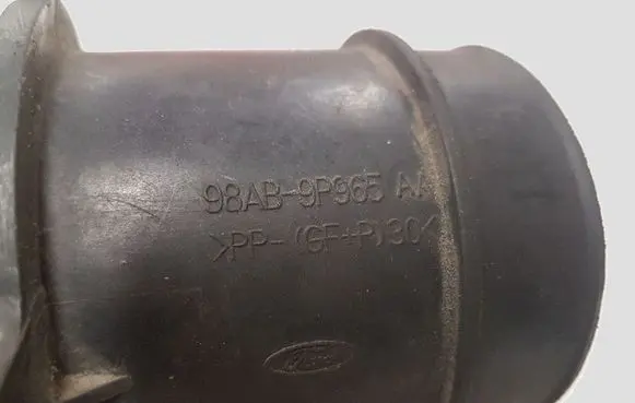 Ford Focus Mass air flow meter 98AB9P965AA