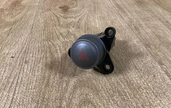 Hyundai Coupe Hazard light switch 9379027500 RDC99F 621W08920