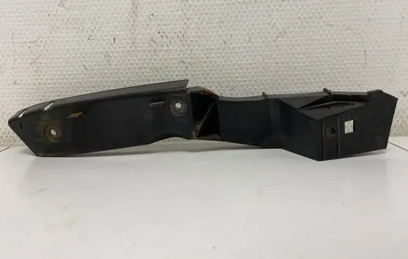 Volkswagen Polo III 6N 6N2 6NF Front bumper mounting bracket 6N0807183
