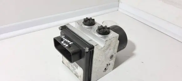 Peugeot 407 ABS Pump 15710604 15710504D S118676001N