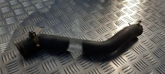 Volkswagen PASSAT B4 Engine coolant pipe/hose 357121101AD