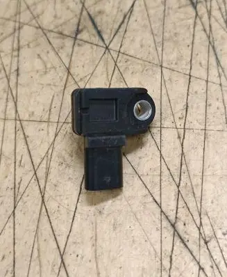 BMW 5 F10 F11 Airbag deployment crash/impact sensor 7804742