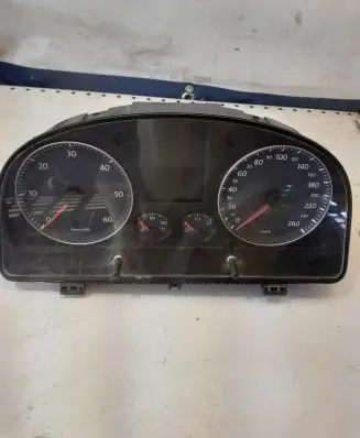 Volkswagen Touran I Speedometer (instrument cluster) 1T0920864A V0002000 024230998771